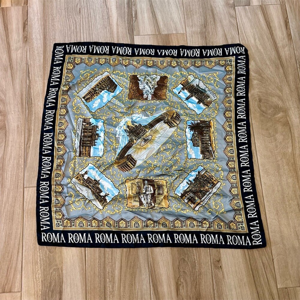 Roma Italy Souvenir Square Scarf Womens 35x35 Gray Gold Landmark Print